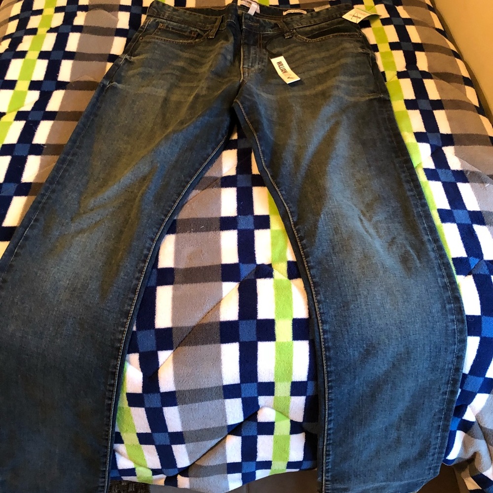 Brand new men’s William Rast jeans 34x32